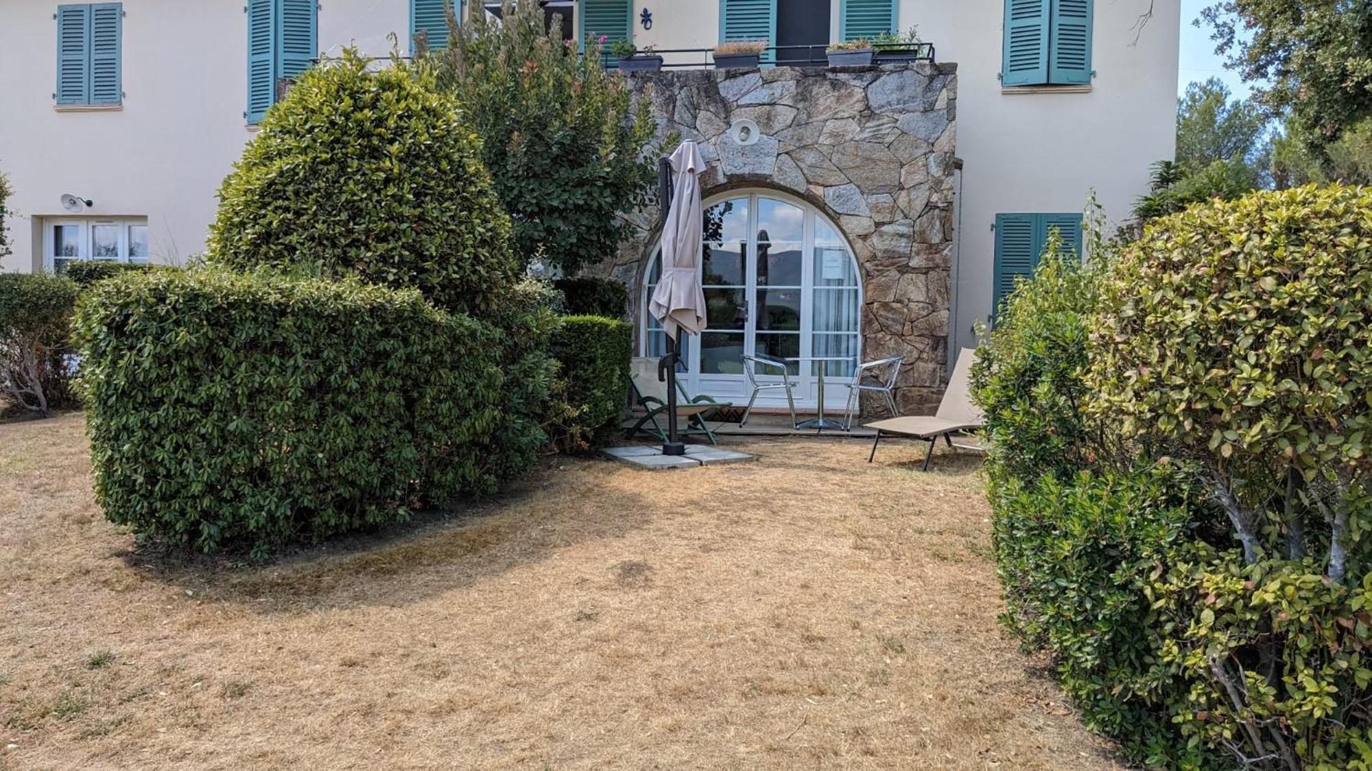 Joli F2 Saint Endreol HAMEAU PALAYSON Var La Motte Extérieur photo